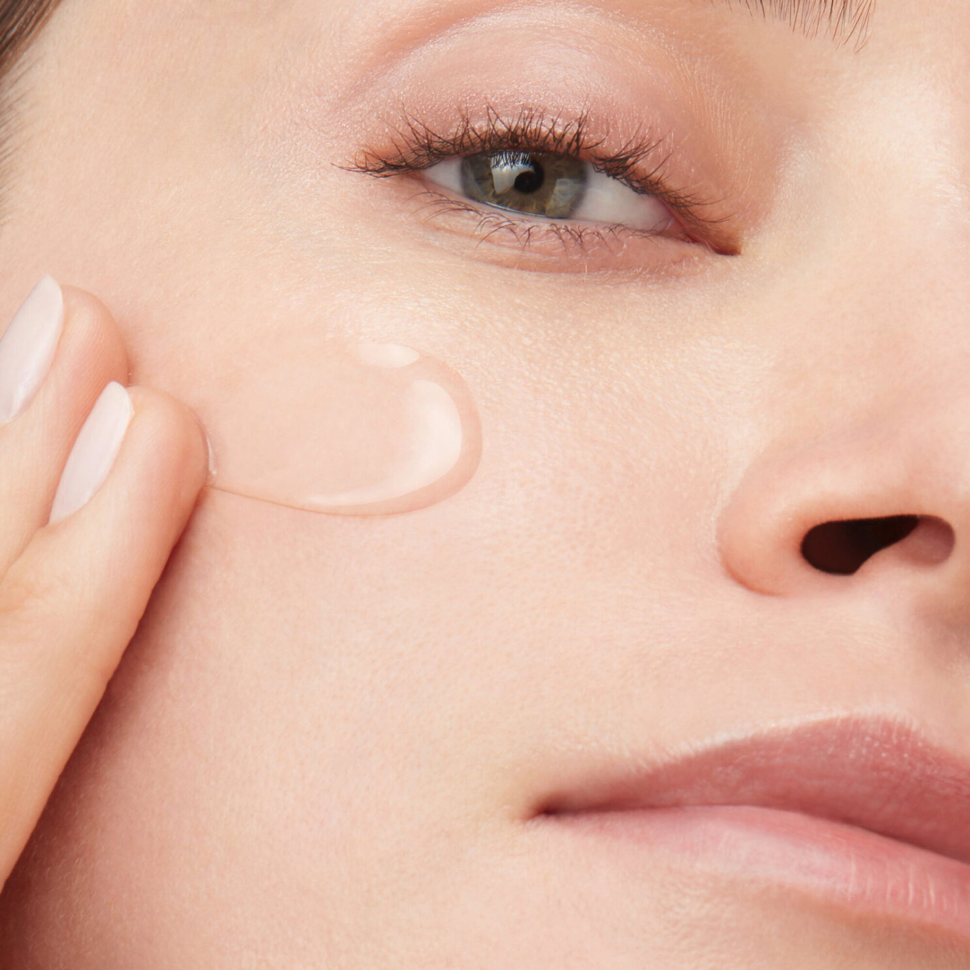 ZESTAW PREZENTOWY RENERGIE TRIPLE SERUM