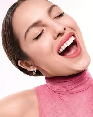 Olivia Rodrigo - Nawilżona skora - Lancome