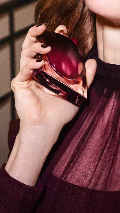 Ilustracja zapachowa La vie est belle very cherry – Lancome
