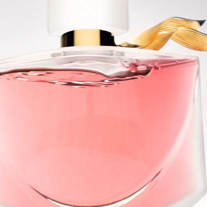 Placeholder bottle of la vie est belle