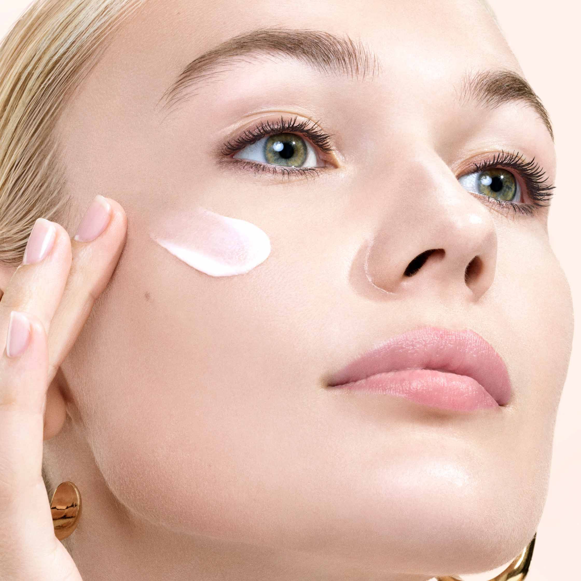 Jak dbać o skorę twarzy?