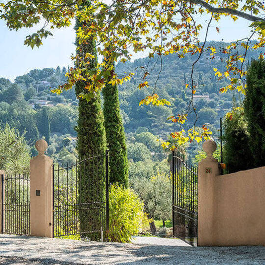 Domaine de la Rose - kontynuacja dziedzictwa Lancome w Grasse