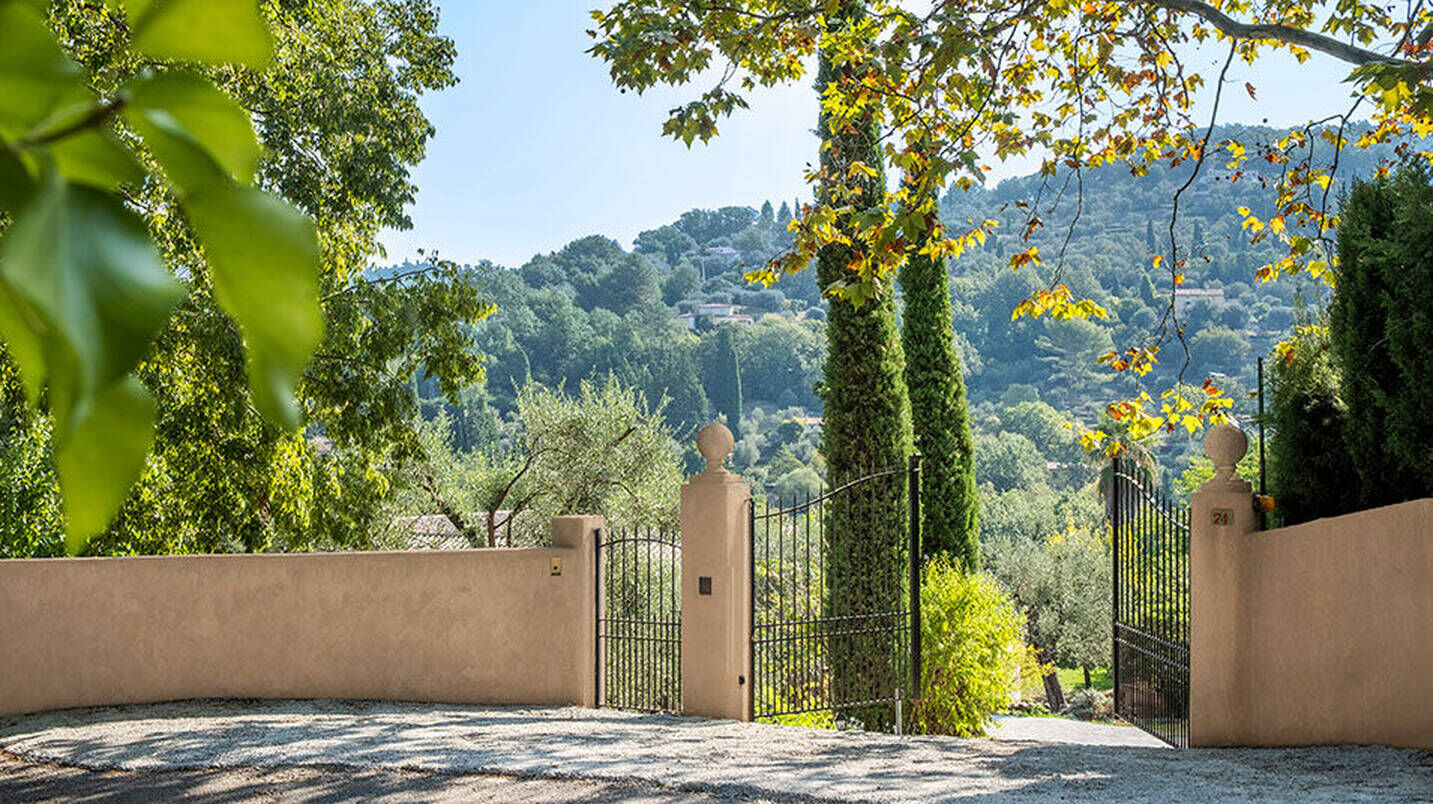 DOMAINE DE LA ROSE - KONTYNUACJA DZIEDZICTWA LANCOME W GRASSE