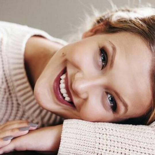 Jak pozbyć się zmarszczek na czole